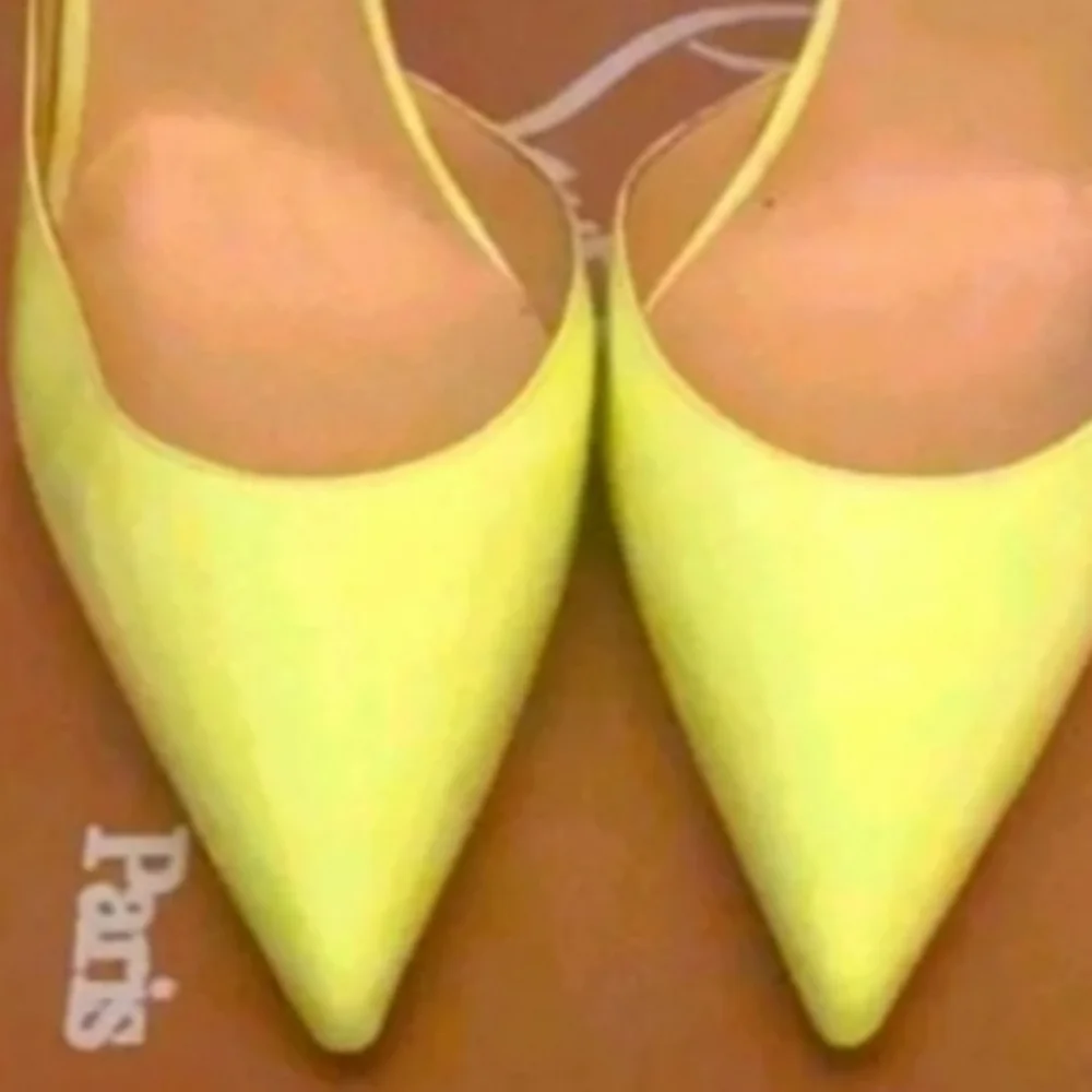 Christian Louboutin Pump - Picture 4 of 6